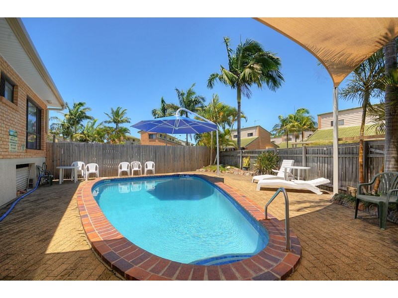 16/30 Sportsman Avenue, Mermaid Waters QLD 4218