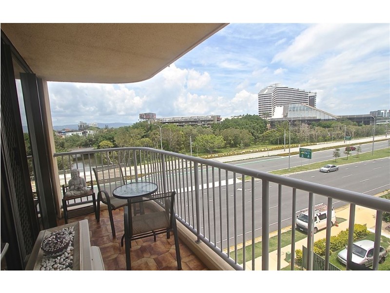 401/40 Surf Parade, Broadbeach QLD 4218