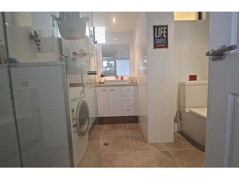 401/40 Surf Parade, Broadbeach QLD 4218