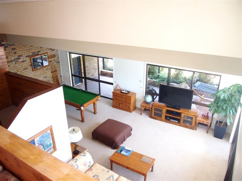 40 Wild Duck Drive, Mermaid Waters QLD 4218