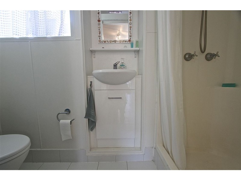 153a/2200 Gold Coast Highway, Miami QLD 4220