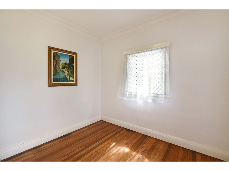 21 Walton Street, Southport QLD 4215