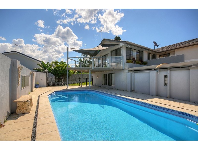 357 Benowa Road, Benowa Waters QLD 4217
