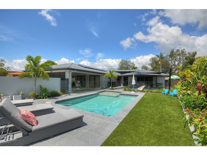76 Barrier Reef Drive, Mermaid Waters QLD 4218