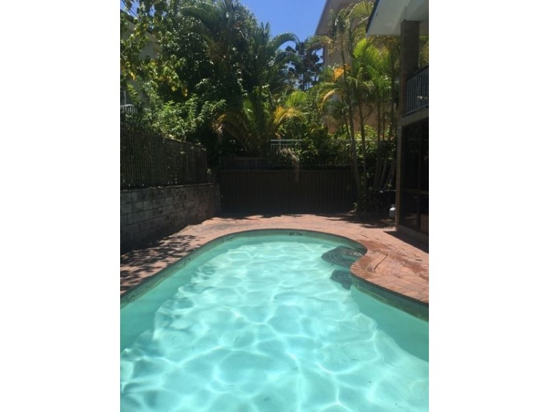 2/39 Chelsea Avenue, Broadbeach QLD 4218