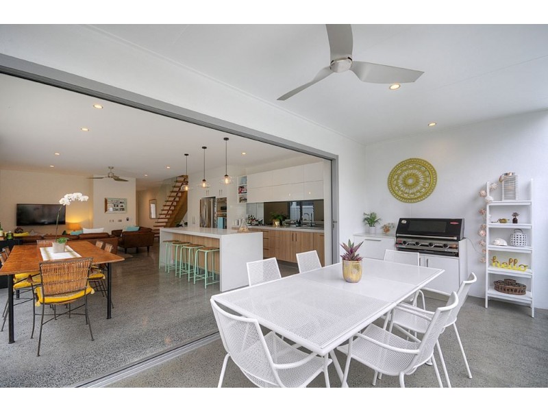 1/7 Ferny Fairway, Burleigh Heads QLD 4220