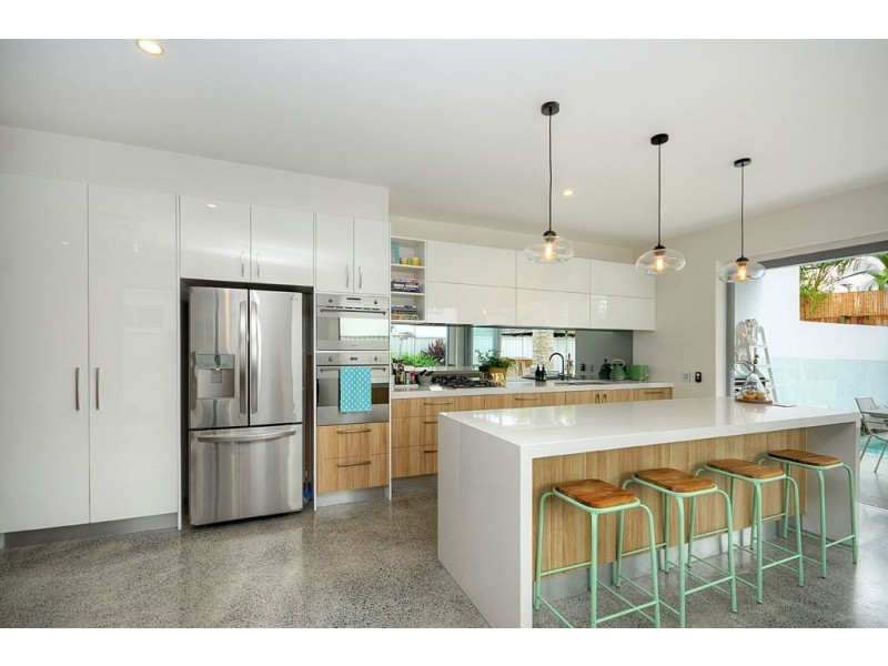 1/7 Ferny Fairway, Burleigh Heads QLD 4220