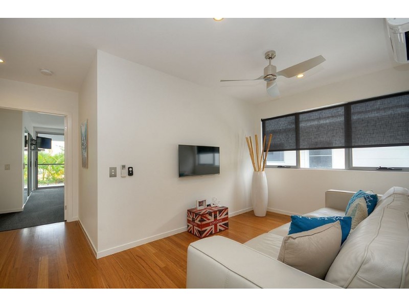 1/7 Ferny Fairway, Burleigh Heads QLD 4220