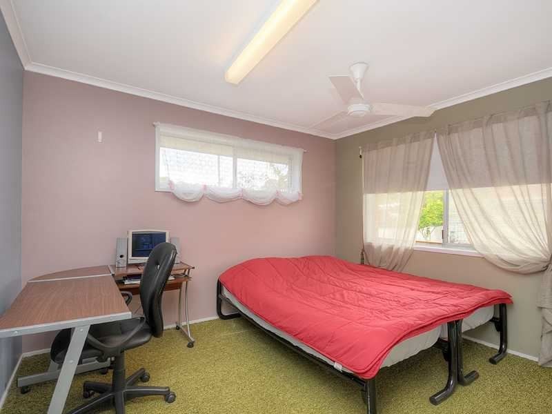 14 Dabchick Drive, Burleigh Waters QLD 4220