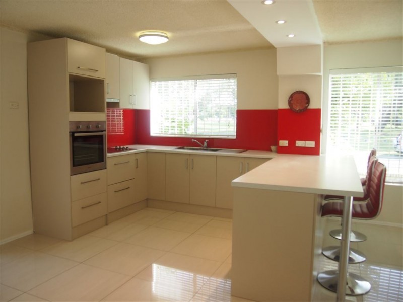 1/15 Sonia Street, Mermaid Waters QLD 4218