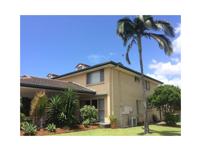 1/15 Sonia Street, Mermaid Waters QLD 4218