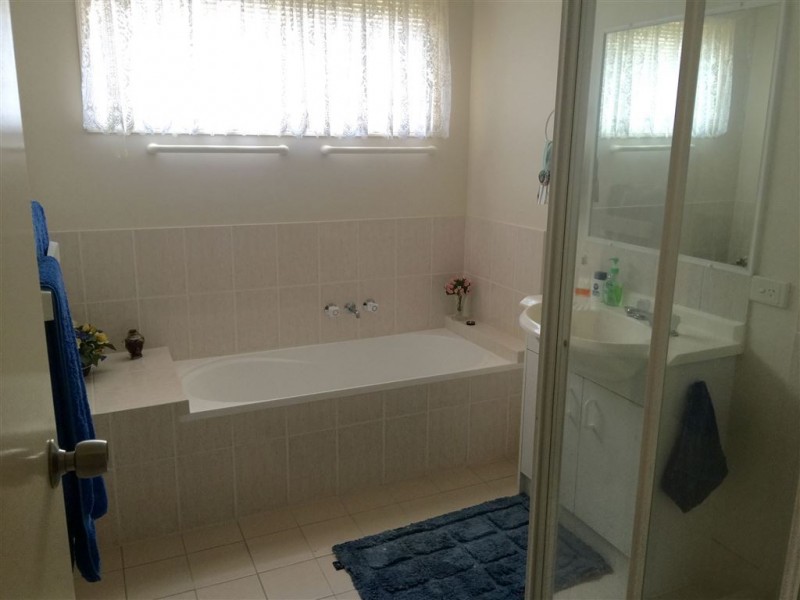 6 Tusmore Place, Robina QLD 4226