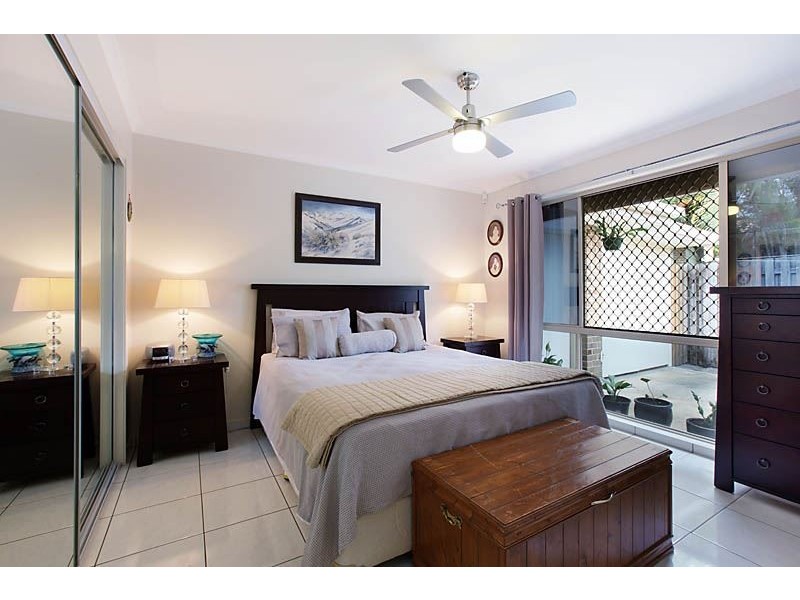 5 Rosanna Place, Robina QLD 4226