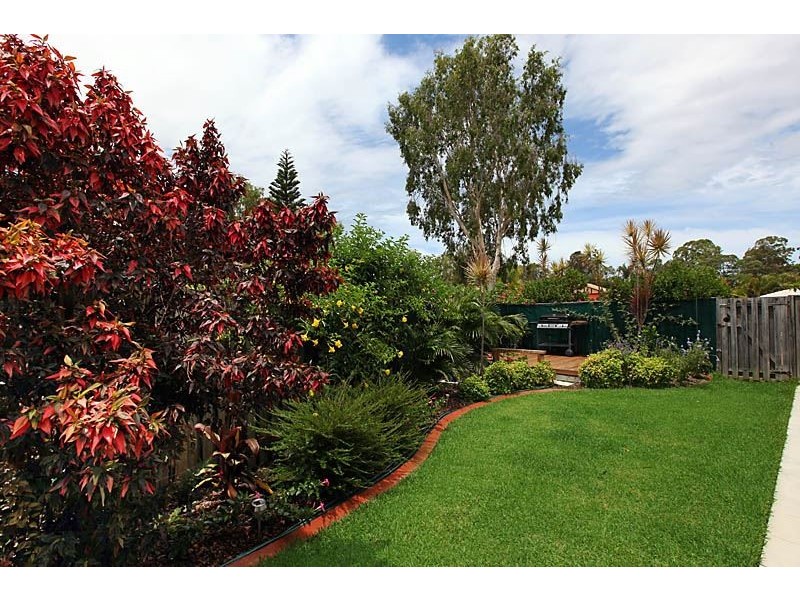 5 Rosanna Place, Robina QLD 4226