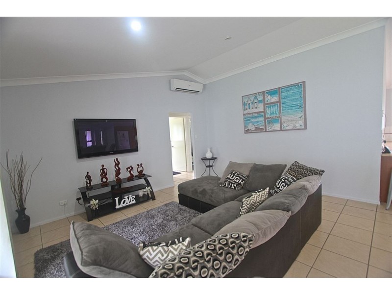 1 Kaizlee Crescent, Upper Coomera QLD 4209