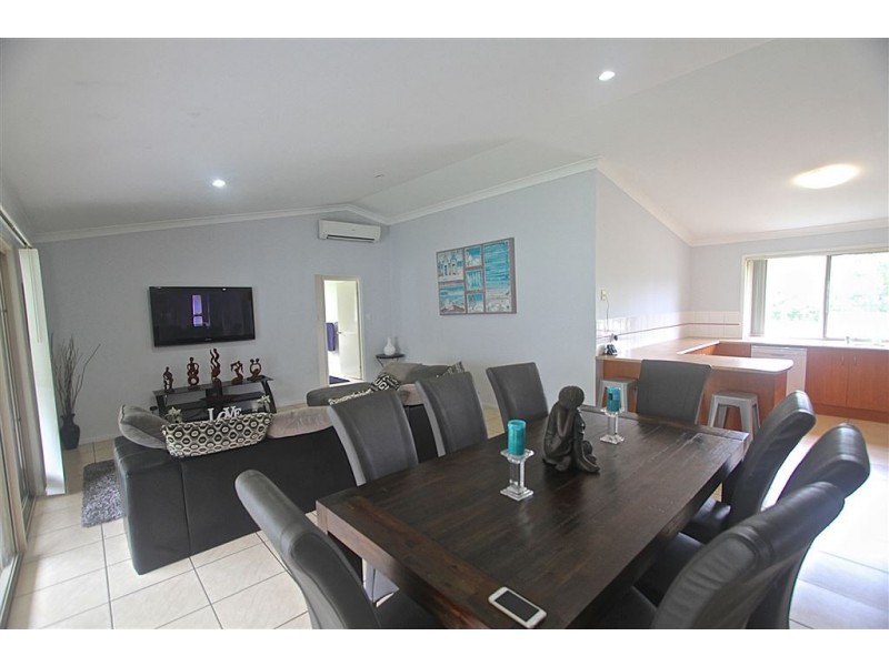 1 Kaizlee Crescent, Upper Coomera QLD 4209