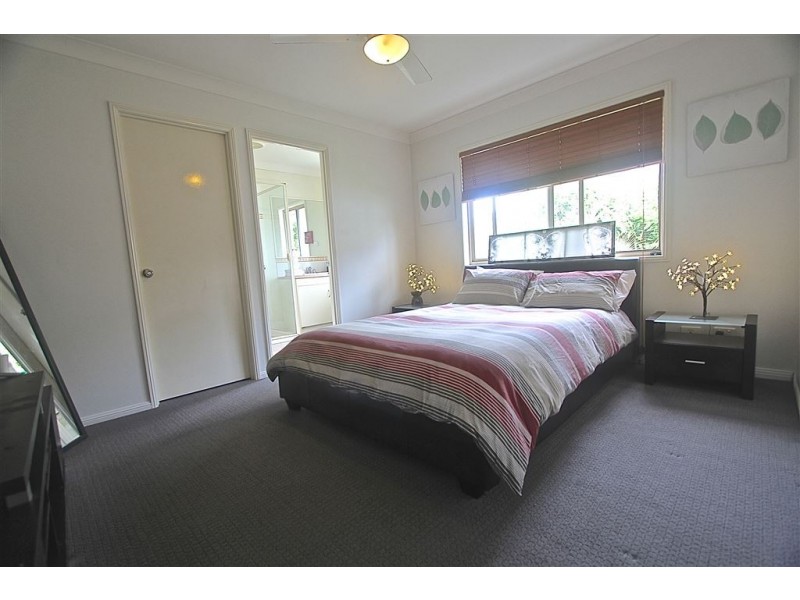 1 Kaizlee Crescent, Upper Coomera QLD 4209