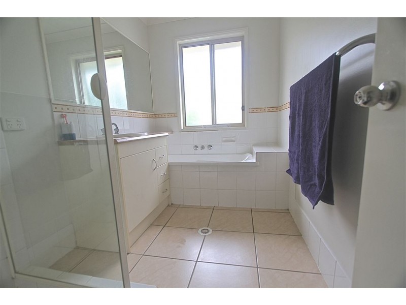 1 Kaizlee Crescent, Upper Coomera QLD 4209