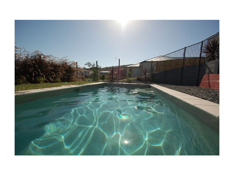 19 Barrington Street, Upper Coomera QLD 4209