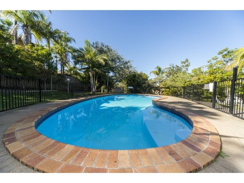 35/71 Olsen Avenue, Labrador QLD 4215