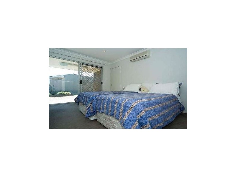 51 Sunshine Boulevard, Broadbeach Waters QLD 4218