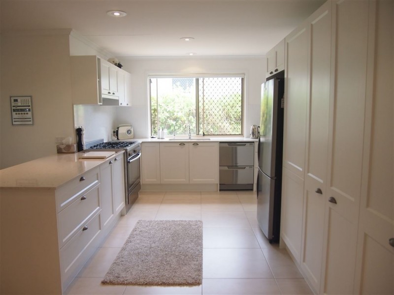 137 Camberwell Circuit, Robina QLD 4226