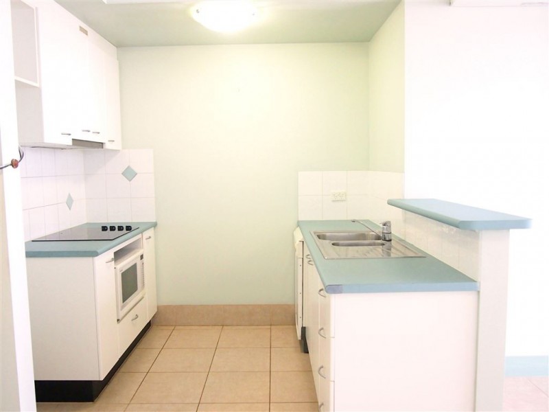 30 Surf Parade, Broadbeach QLD 4218