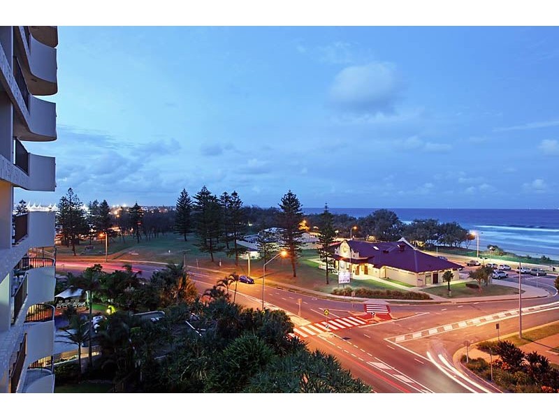 21/3645 Main Beach Parade, Main Beach QLD 4217