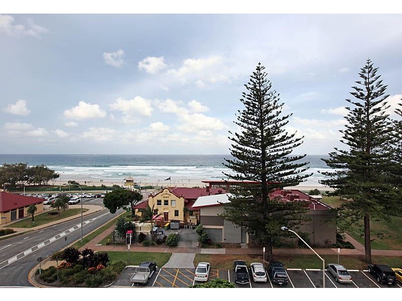 21/3645 Main Beach Parade, Main Beach QLD 4217