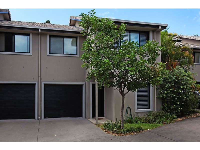 15 Ancona Street, Carrara QLD 4211