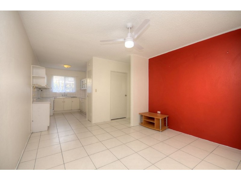 2/31 Frank Street, Labrador QLD 4215