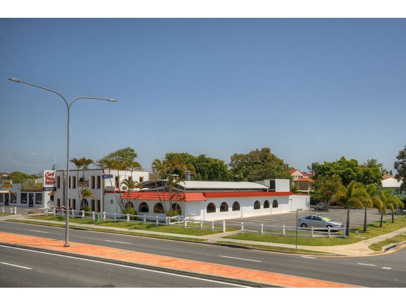 2/31 Frank Street, Labrador QLD 4215