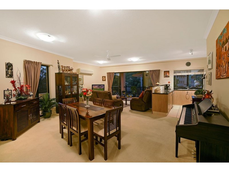 5/24 Parneno Street, Chevron Island QLD 4217