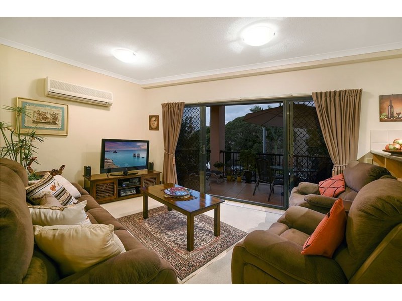 5/24 Parneno Street, Chevron Island QLD 4217