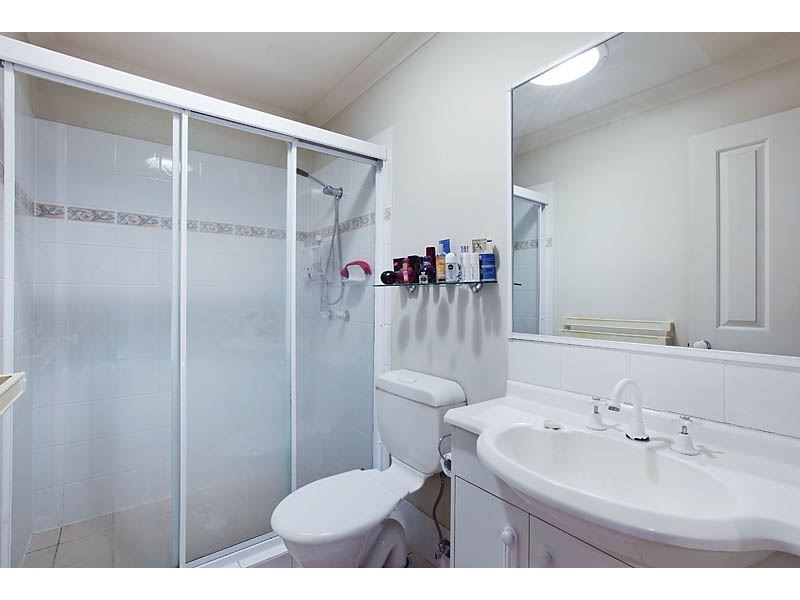 2/7 Tara Terrace, Carrara QLD 4211