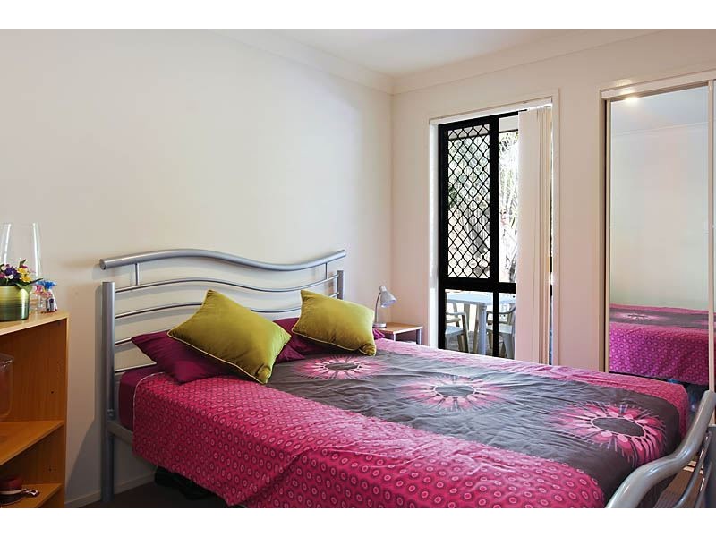 2/7 Tara Terrace, Carrara QLD 4211