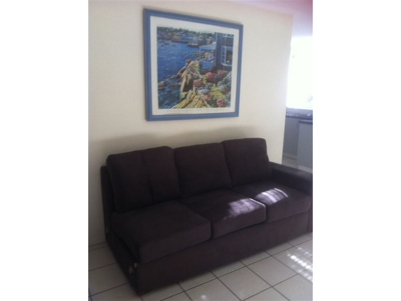 1/25 White Street, Southport QLD 4215