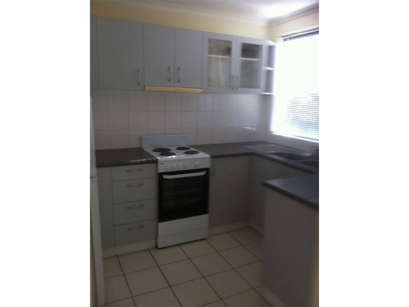 1/25 White Street, Southport QLD 4215