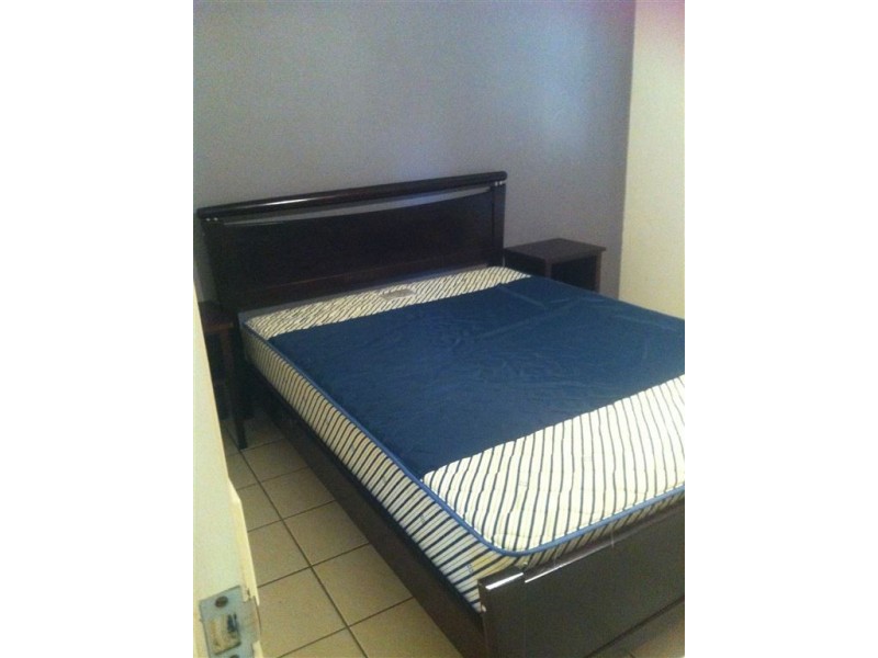 1/25 White Street, Southport QLD 4215