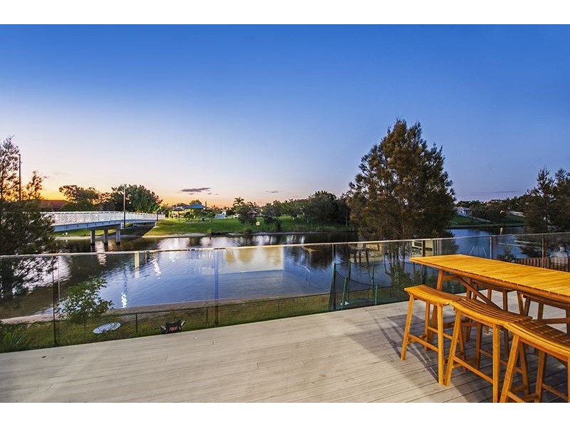 1/66 Galeen Drive, Burleigh Waters QLD 4220