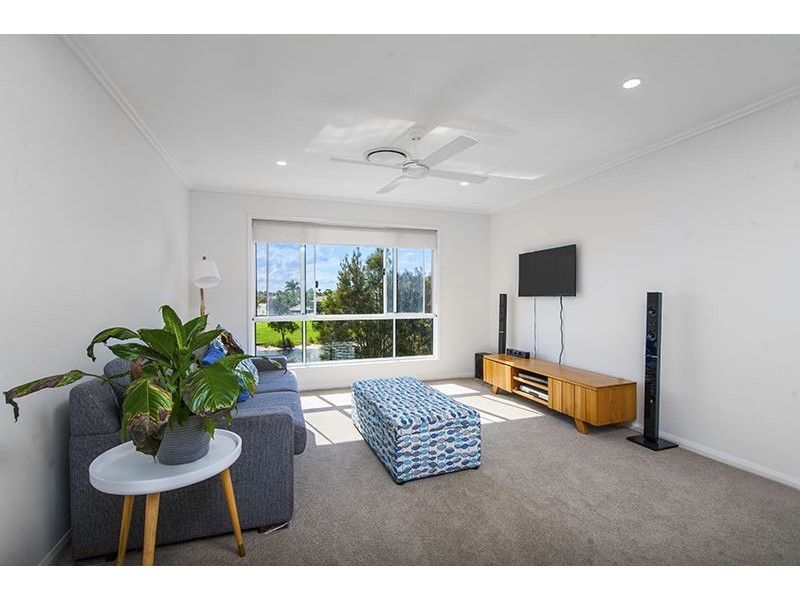 1/66 Galeen Drive, Burleigh Waters QLD 4220
