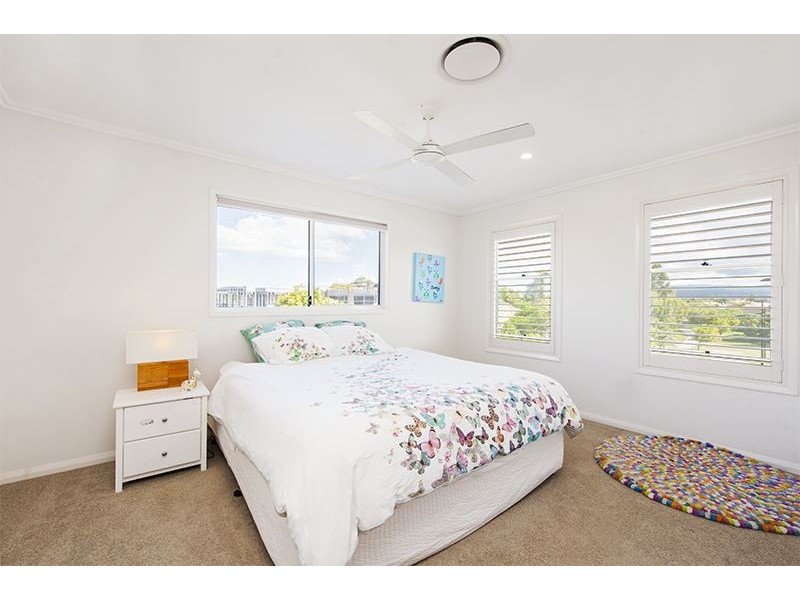 1/66 Galeen Drive, Burleigh Waters QLD 4220