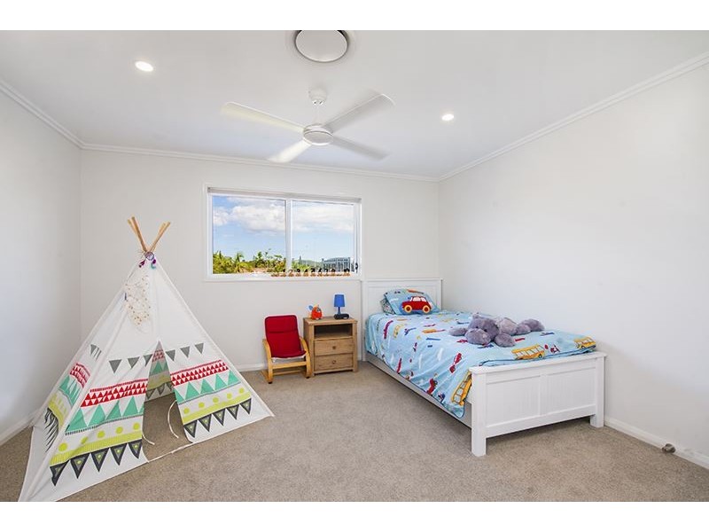 1/66 Galeen Drive, Burleigh Waters QLD 4220