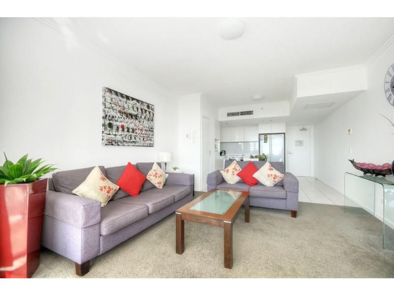 62/25 Surf Parade, Broadbeach QLD 4218