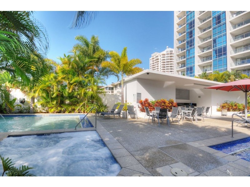 62/25 Surf Parade, Broadbeach QLD 4218