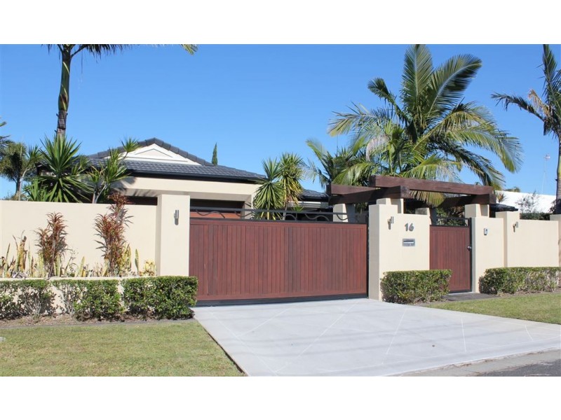 16 Sophie Avenue, Broadbeach Waters QLD 4218