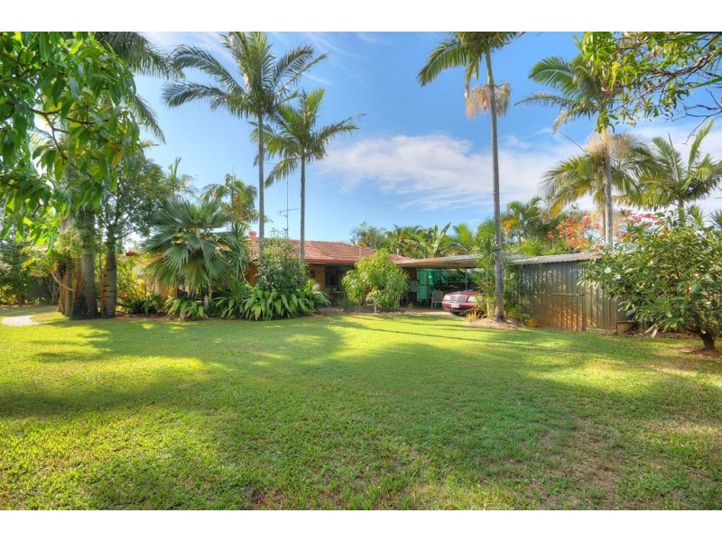 14 Jib Court, Mermaid Waters QLD 4218