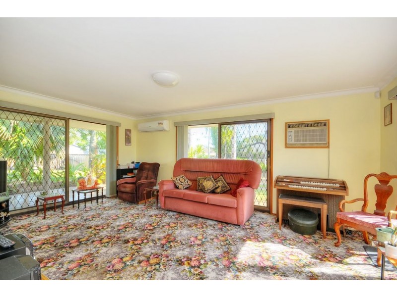 14 Jib Court, Mermaid Waters QLD 4218