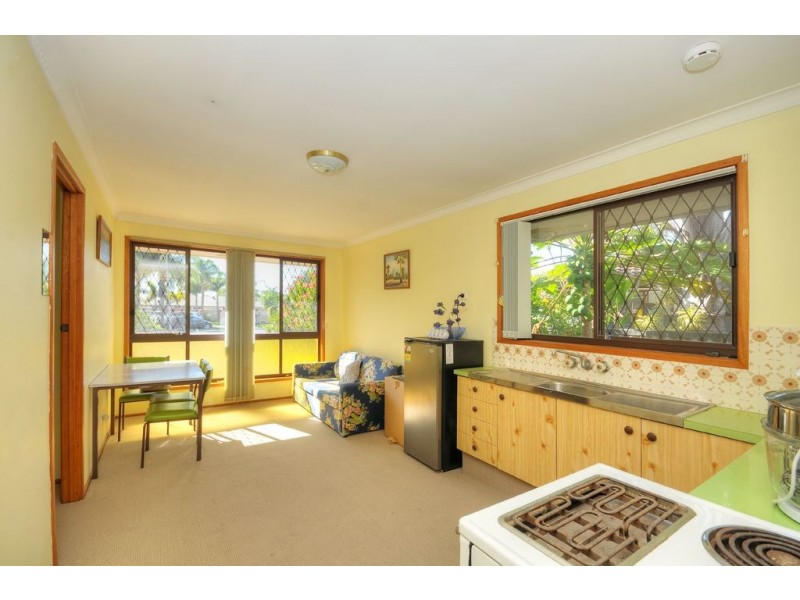 14 Jib Court, Mermaid Waters QLD 4218