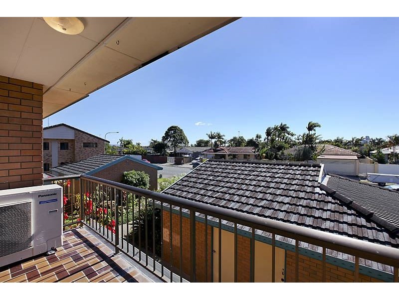 3/44 Oceanic Drive, Mermaid Waters QLD 4218